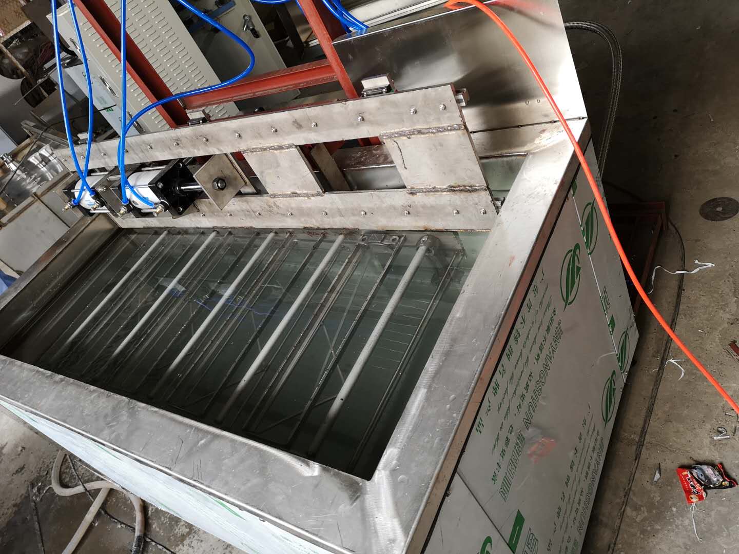 超聲波清洗機(jī)制造商行業(yè)有什么優(yōu)勢？