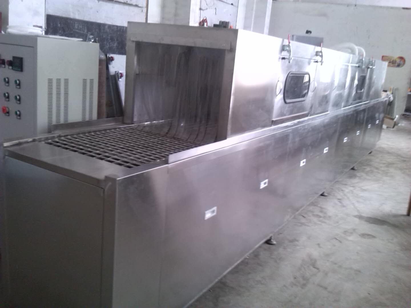 噴淋清洗機(jī)特點介紹